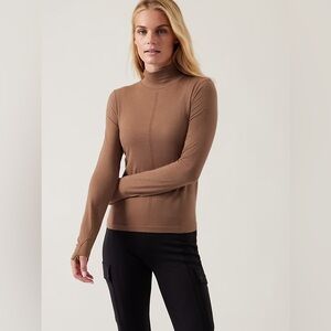 Athleta seamless turtleneck, rustic brown
